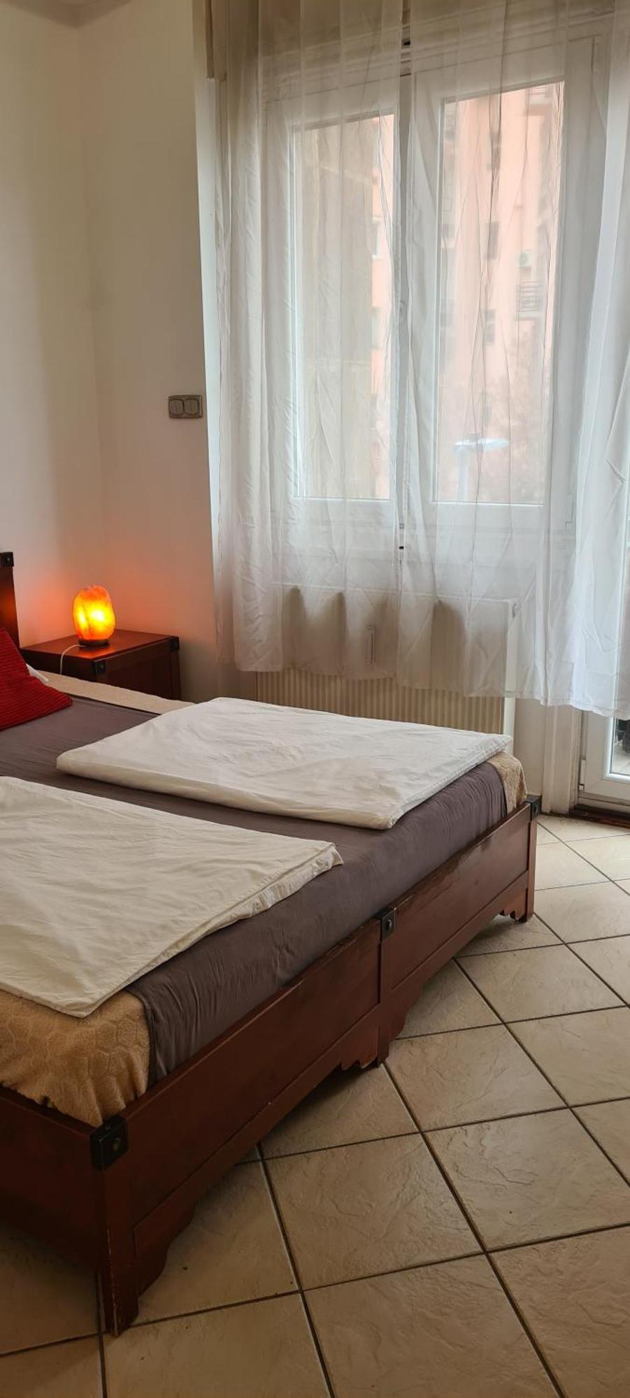 Buda Life Apartment Boedapest Buitenkant foto